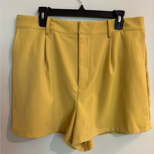Avec Les Filles Yellow Shorts XL